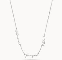 Collier plusieurs prénoms argenté, trois prénoms découpés reliés par une chaîne fine