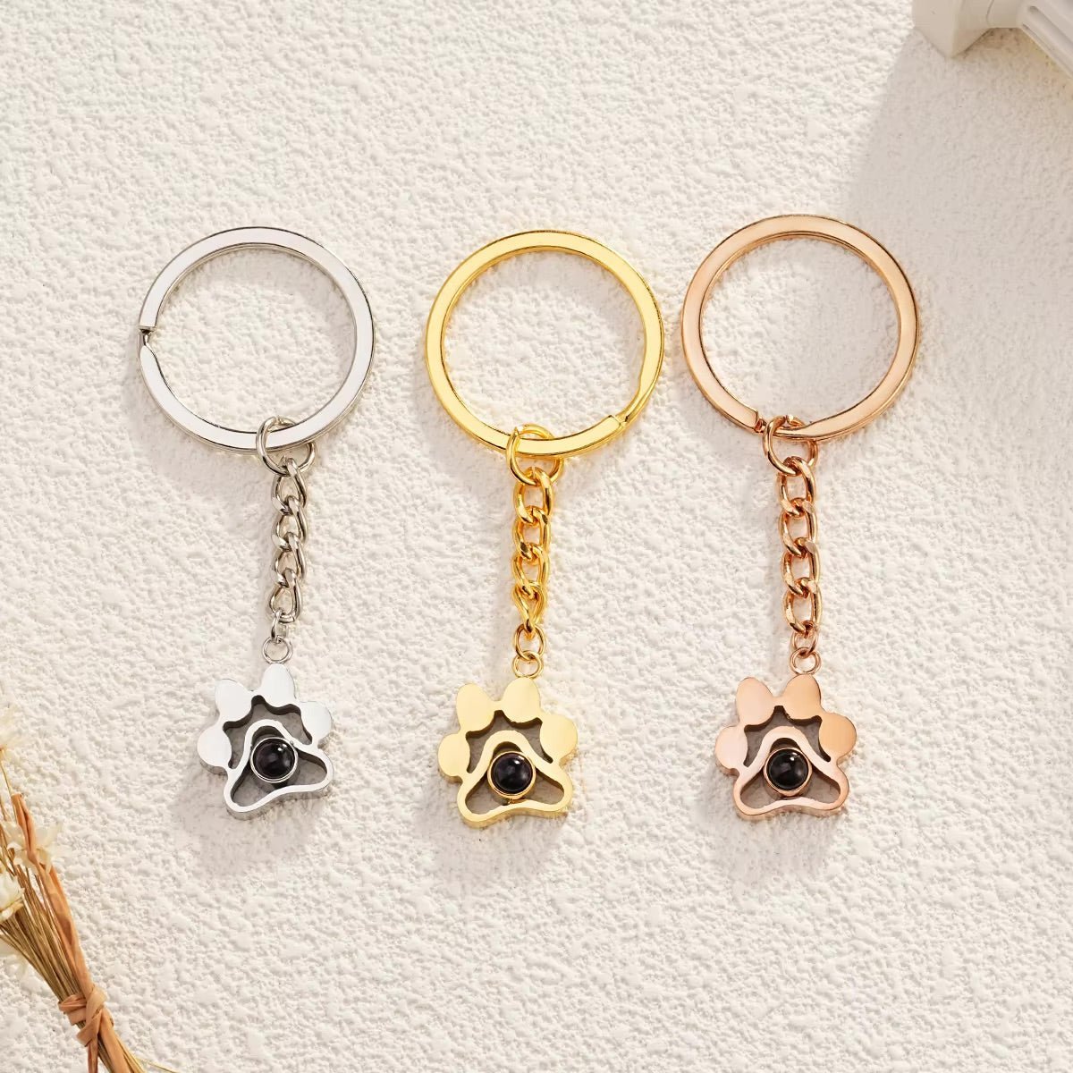 Porte-clé patte chien 3 couleurs argent or rose gold - bijou projection photo personnalisé Petale Paris